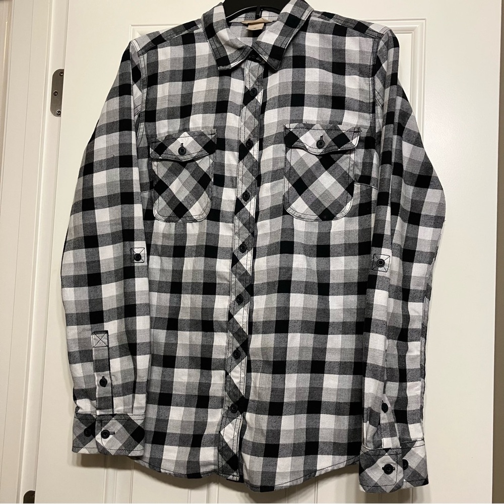 Duluth Trading Co Women’s Free Swingin’ Flannel Button Up Shirt Size Medium